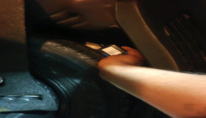 2016 Honda Jazz 1.2L I-VTEC V, Petrol, Manual, 1,55,256 km, tyre