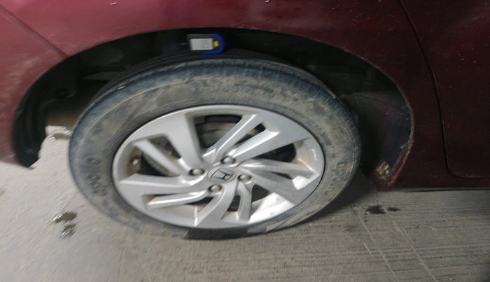 2016 Honda Jazz 1.2L I-VTEC V, Petrol, Manual, 1,55,256 km, tyre