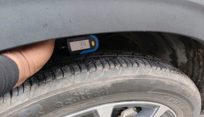 2025 Maruti XL6 ZETA CNG, CNG, Manual, 14,147 km, tyre