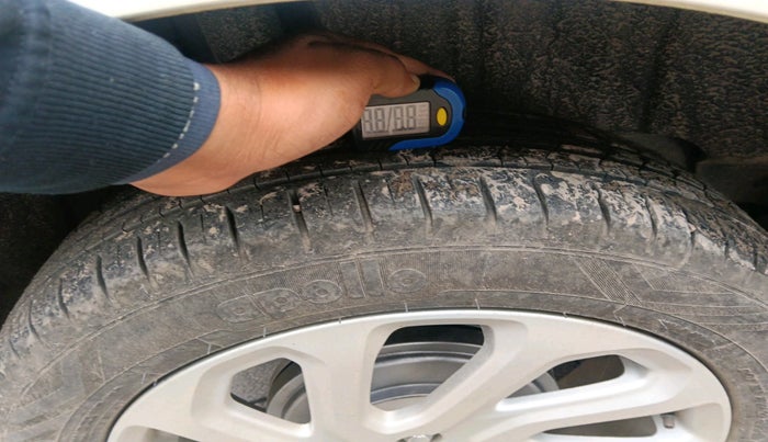 2024 Maruti Baleno  ZETA CNG 1.2L, CNG, Manual, 24,665 km, tyre