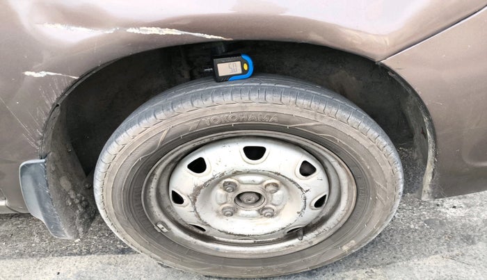 2011 Maruti Zen Estilo LXI, CNG, Manual, 1,64,767 km, tyre