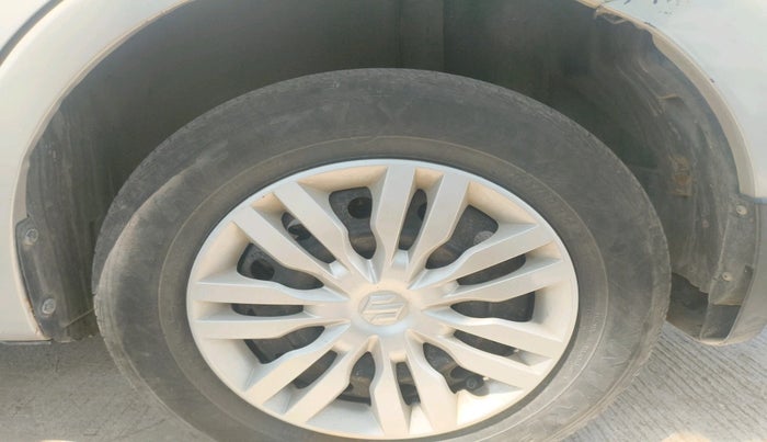 2011 Maruti Swift Dzire VXI, Petrol, Manual, 67,745 km, tyre