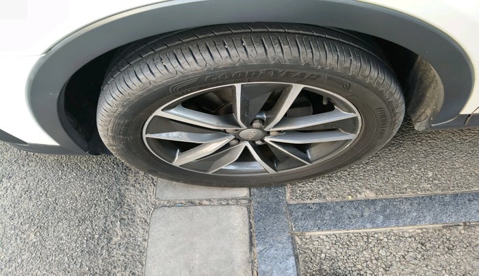 2017 Audi Q3 35 TDI Quattro, Diesel, Automatic, 93,952 km, tyre