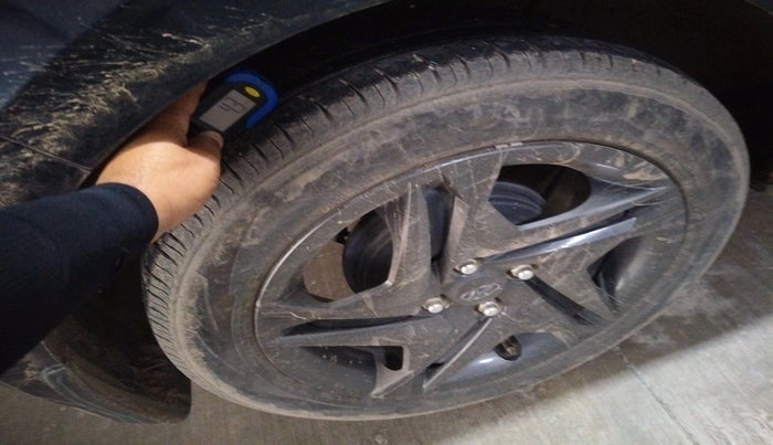 2021 Hyundai NEW I20 SPORTZ 1.2 MT, Petrol, Manual, 48,805 km, tyre