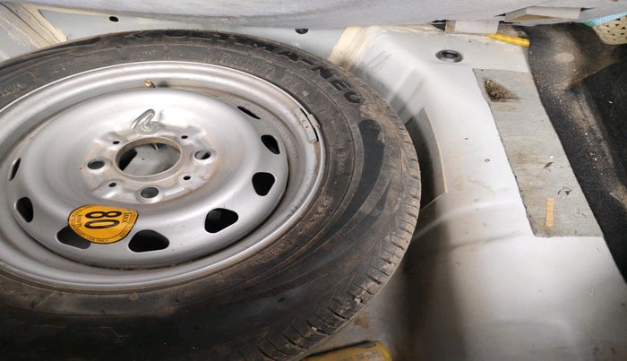 2024 Tata Tiago XTA PETROL, Petrol, Automatic, 19,675 km, tyre