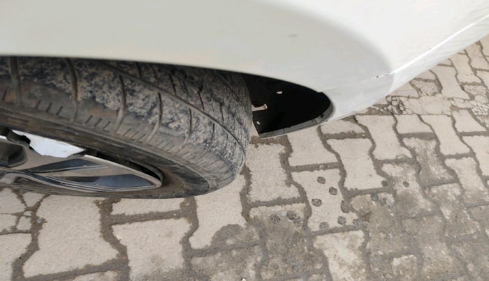 2024 Tata Tiago XTA PETROL, Petrol, Automatic, 19,675 km, tyre