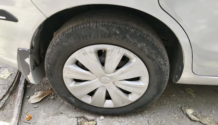 2015 Maruti Ertiga VXI CNG, CNG, Manual, 1,18,963 km, tyre