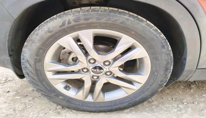 2023 KIA SELTOS HTX 1.5 DIESEL IMT, Diesel, Manual, 60,928 km, tyre