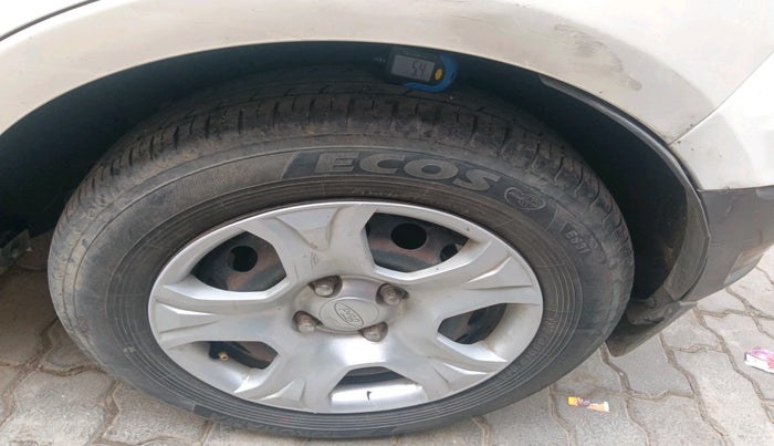 2014 Ford Ecosport TREND 1.5L DIESEL, Diesel, Manual, 1,09,730 km, tyre