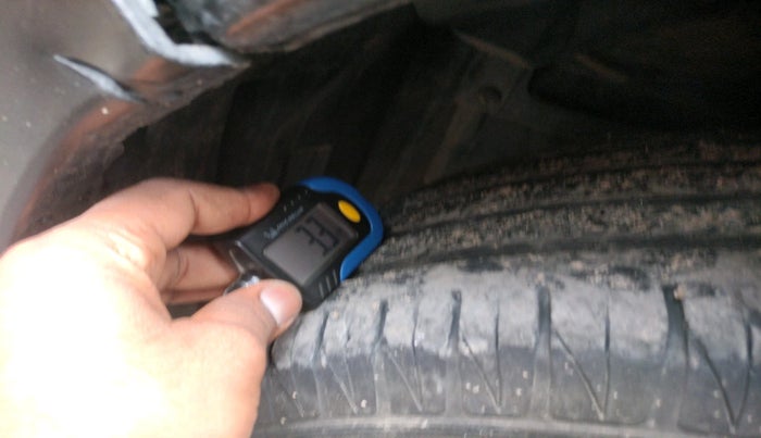 2016 Maruti Vitara Brezza VDI (O), Diesel, Manual, 1,15,718 km, tyre