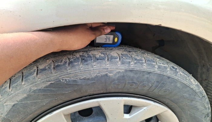 2011 Hyundai i20 MAGNA 1.2, Petrol, Manual, 67,433 km, tyre