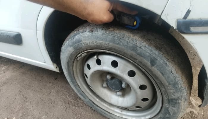 2013 Maruti Wagon R 1.0 LXI, Petrol, Manual, 53,733 km, tyre