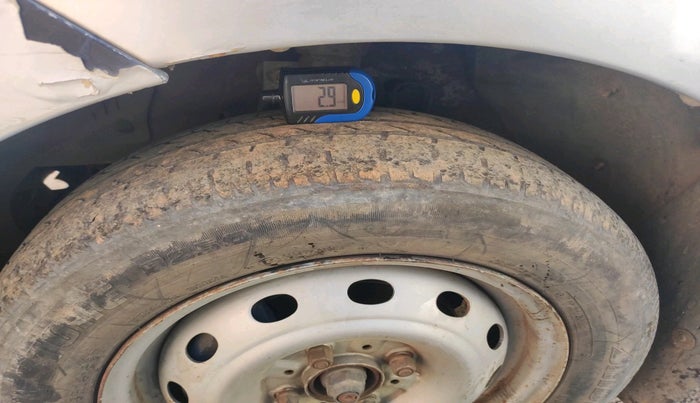 2008 Tata Indica Vista AURA 1.3 QUADRAJET, Diesel, Manual, 93,993 km, tyre