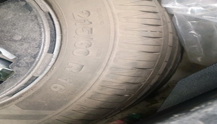 2019 Maruti Vitara Brezza ZDI, Diesel, Manual, 80,250 km, tyre