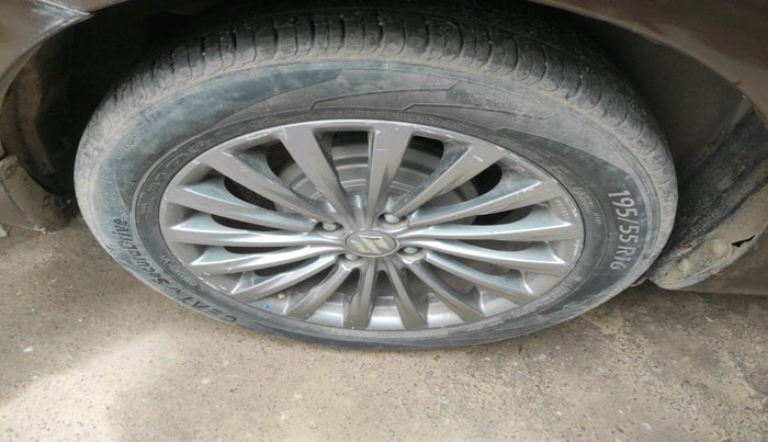 2015 Maruti Ciaz ZDI, Diesel, Manual, 79,502 km, tyre