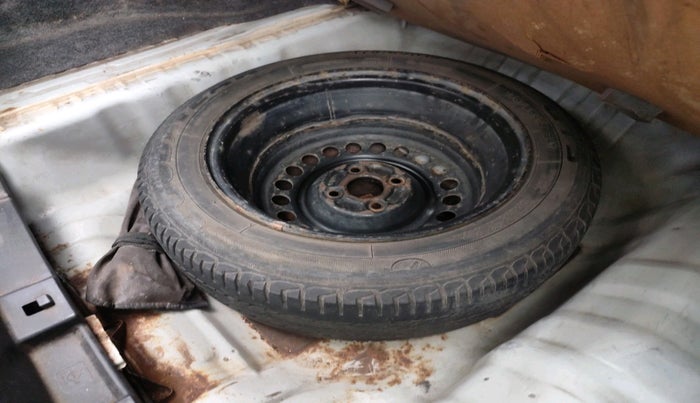 2011 Honda City 1.5L I-VTEC S MT, Petrol, Manual, 1,17,418 km, tyre