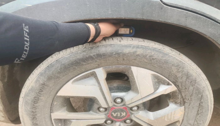 2020 KIA SONET GTX PLUS 1.5 AT, Diesel, Automatic, 1 km, tyre