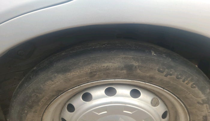 2013 Chevrolet Sail UVA 1.2 LS, Petrol, Manual, 41,166 km, tyre