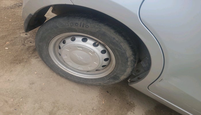 2013 Chevrolet Sail UVA 1.2 LS, Petrol, Manual, 41,166 km, tyre