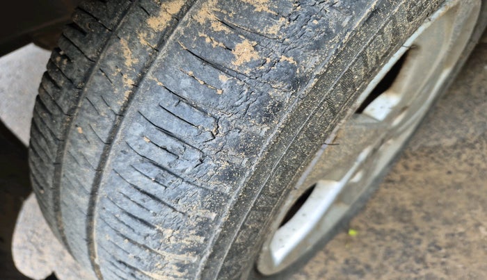 2015 Honda City 1.5L I-VTEC VX (O) MT, Petrol, Manual, 88,366 km, tyre