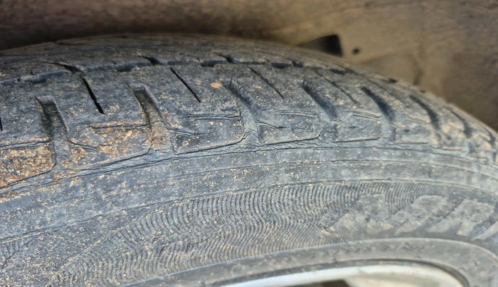 2015 Honda City 1.5L I-VTEC VX (O) MT, Petrol, Manual, 88,366 km, tyre