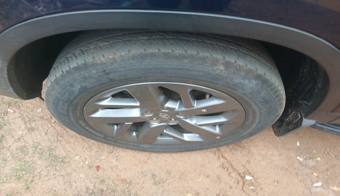 2021 Tata Safari XT, Diesel, Manual, 1,36,523 km, tyre