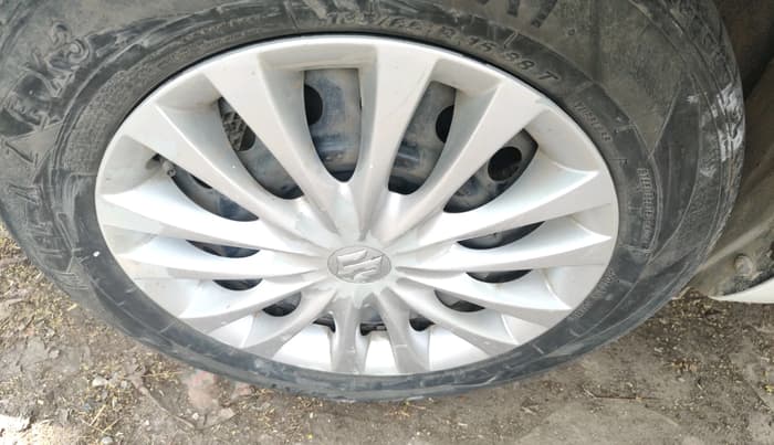 2016 Maruti Ciaz VDI+ SHVS, Diesel, Manual, 1,07,242 km, tyre