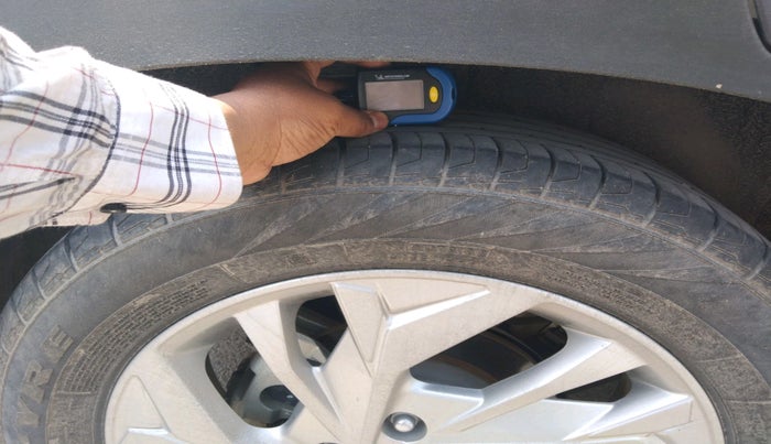 2022 Hyundai Creta SX IVT 1.5 PETROL, Petrol, Automatic, 28,857 km, tyre