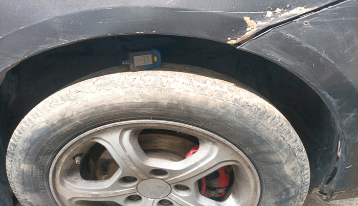 2015 Maruti Ertiga VXI, CNG, Manual, 1,70,336 km, tyre