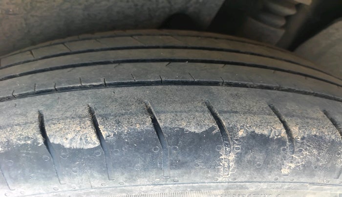 2023 Hyundai Creta E 1.5 PETROL, Petrol, Manual, 36,629 km, tyre