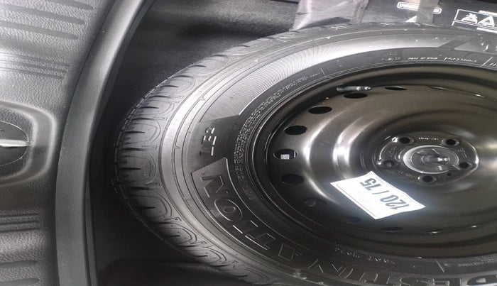 2021 Jeep Compass MODEL S (O) DIESEL 4X4 AT, Diesel, Automatic, 15,297 km, tyre