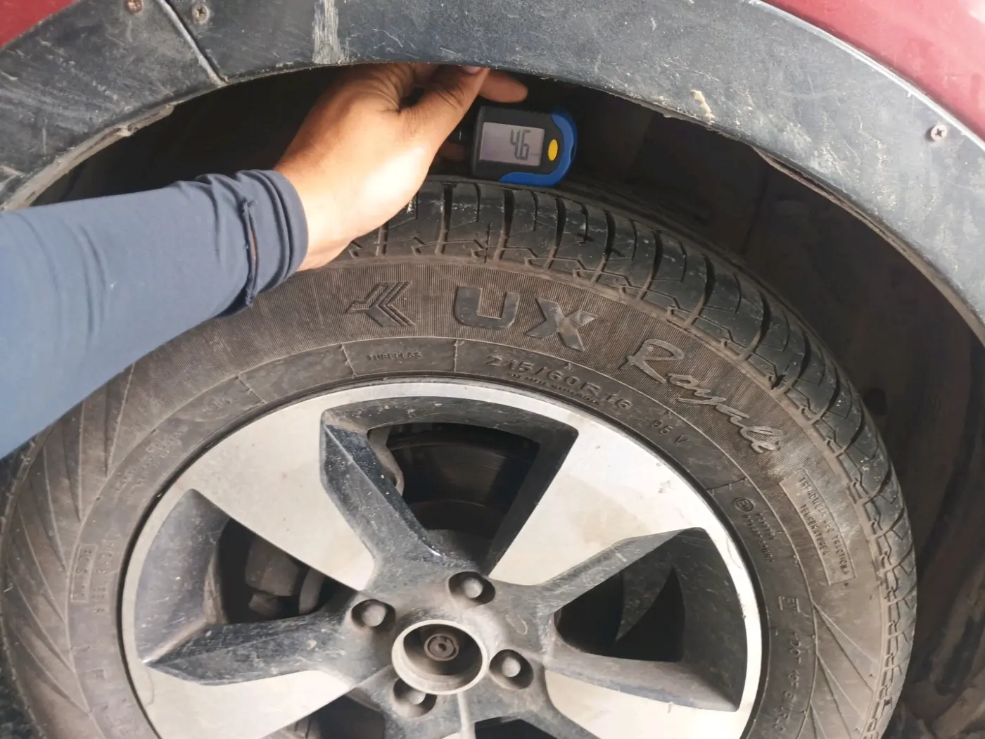 2018 Tata NEXON XZA PLUS DIESEL DUAL TONE, Diesel, Automatic, 1,16,565 km, tyre