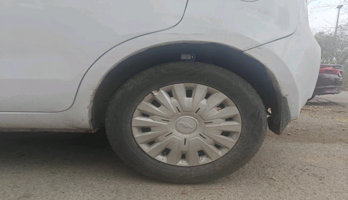 2015 Chevrolet Sail UVA 1.2 LS, Petrol, Manual, 67,333 km, tyre