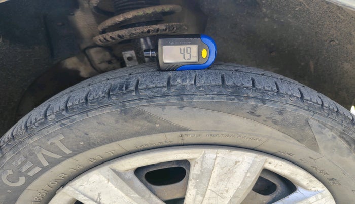 2013 Volkswagen Polo TRENDLINE 1.2L PETROL, Petrol, Manual, 1,01,222 km, tyre