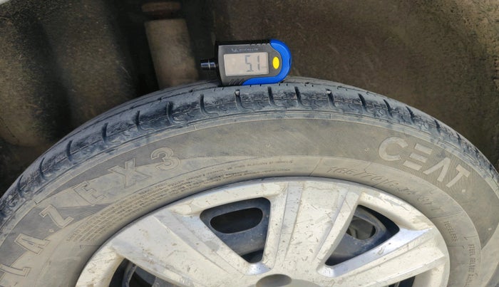 2013 Volkswagen Polo TRENDLINE 1.2L PETROL, Petrol, Manual, 1,01,222 km, tyre