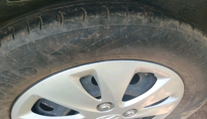 2011 Hyundai i10 MAGNA 1.2, Petrol, Manual, 80,541 km, tyre