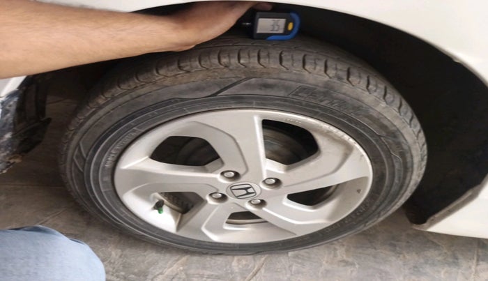 2014 Honda City 1.5L I-DTEC V, Diesel, Manual, 96,700 km, tyre