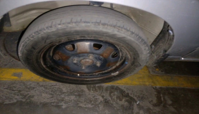 2013 Maruti Alto K10 VXI, Petrol, Manual, 90,340 km, tyre