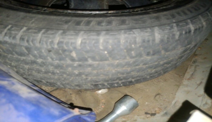 2013 Maruti Alto K10 VXI, Petrol, Manual, 90,340 km, tyre