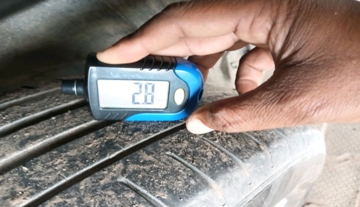 2021 Honda WR-V 1.5L I-DTEC SV MT, Diesel, Manual, 97,058 km, tyre