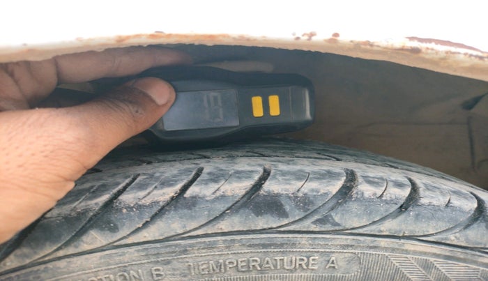 2013 Maruti Alto K10 VXI, CNG, Manual, 1,31,233 km, tyre