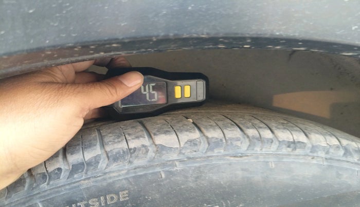 2018 Maruti S Cross ALPHA 1.3, Diesel, Manual, 69,667 km, tyre