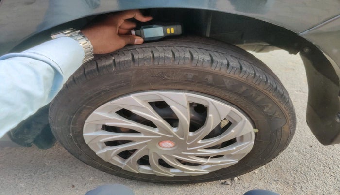 2019 Honda Amaze 1.2L I-VTEC S, Petrol, Manual, 81,238 km, tyre