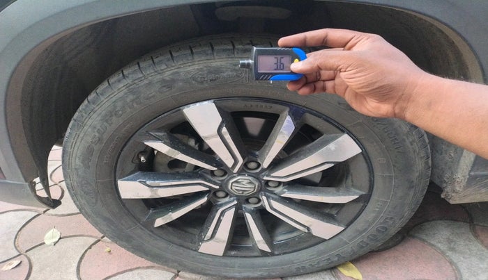 2020 MG HECTOR SHARP HYBRID 1.5 PETROL, Petrol, Manual, 46,325 km, tyre