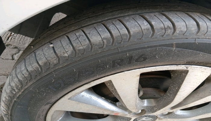 2013 Hyundai Verna FLUIDIC 1.6 VTVT SX, Petrol, Manual, 87,422 km, tyre