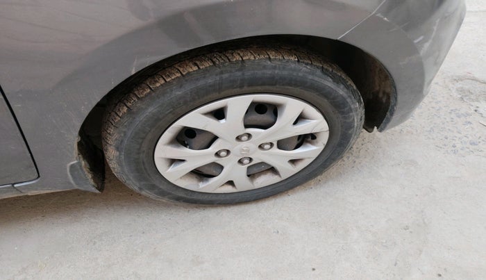 2015 Hyundai Grand i10 MAGNA 1.2 KAPPA VTVT, Petrol, Manual, 89,654 km, tyre