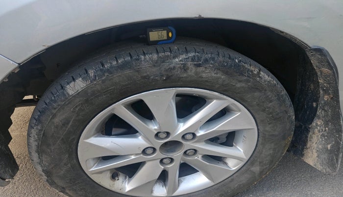 2017 Toyota Innova Crysta 2.4 G 7 STR, Diesel, Manual, 1,35,152 km, tyre