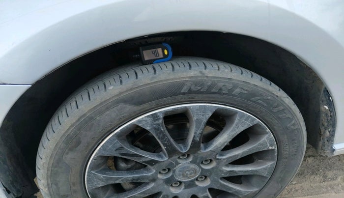 2015 Skoda Rapid 1.5 TDI CR ELEGANCE AT, Diesel, Automatic, 1,34,082 km, tyre