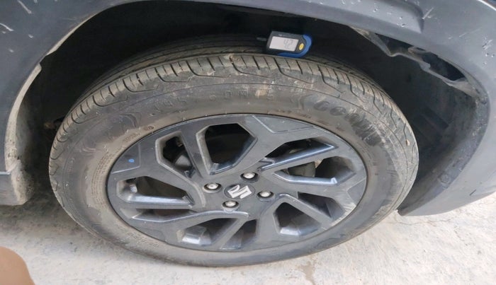 2024 Maruti FRONX DELTA PLUS 1.2MT, Petrol, Manual, 17,123 km, tyre