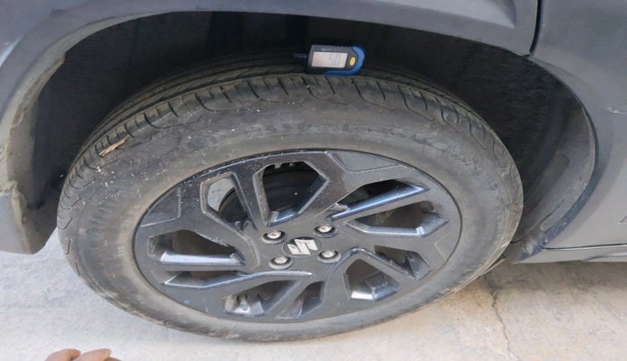 2024 Maruti FRONX DELTA PLUS 1.2MT, Petrol, Manual, 17,123 km, tyre